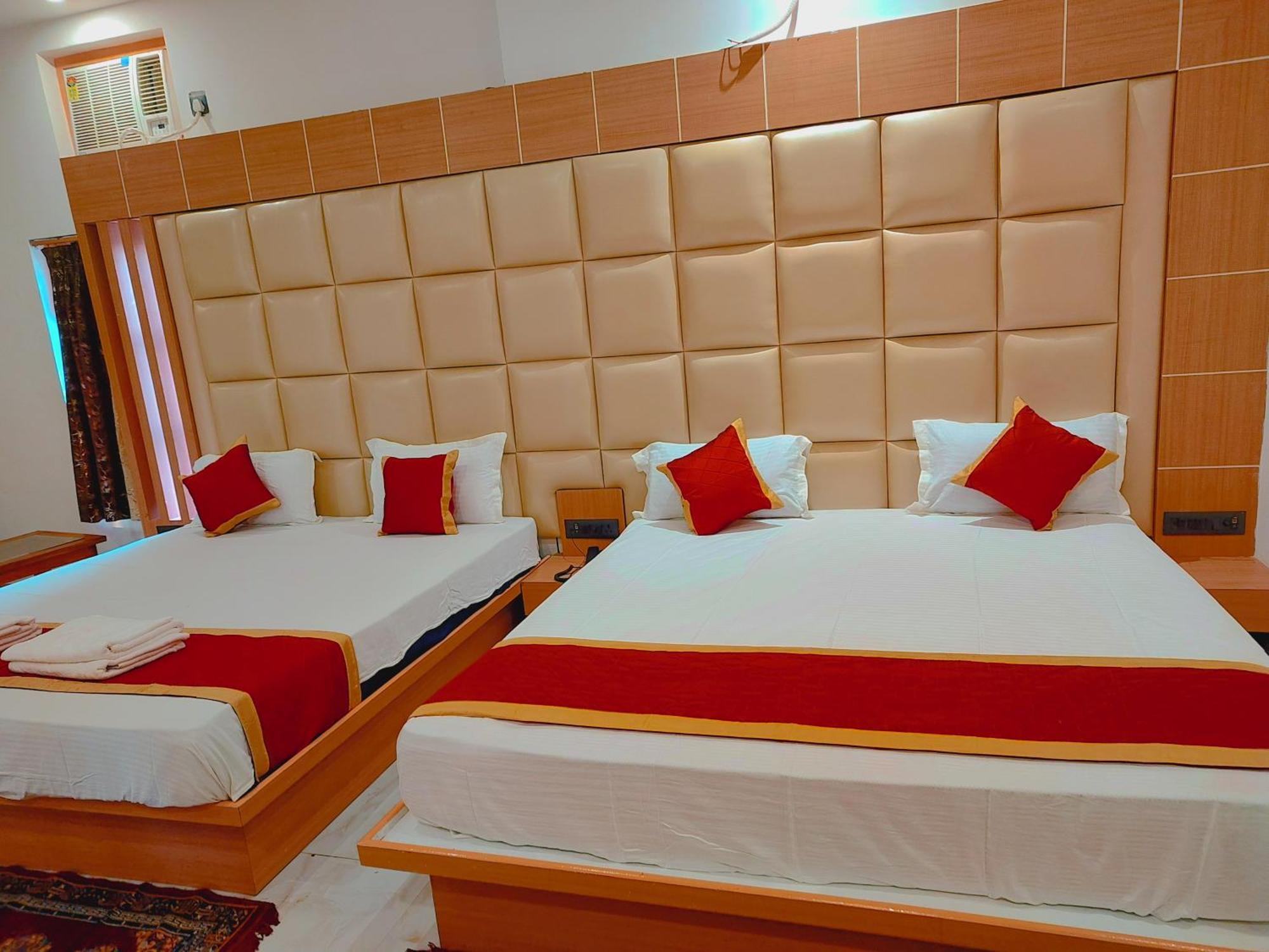 Avadh Sunshine Palace Hotel And Resort Ayodhya Esterno foto