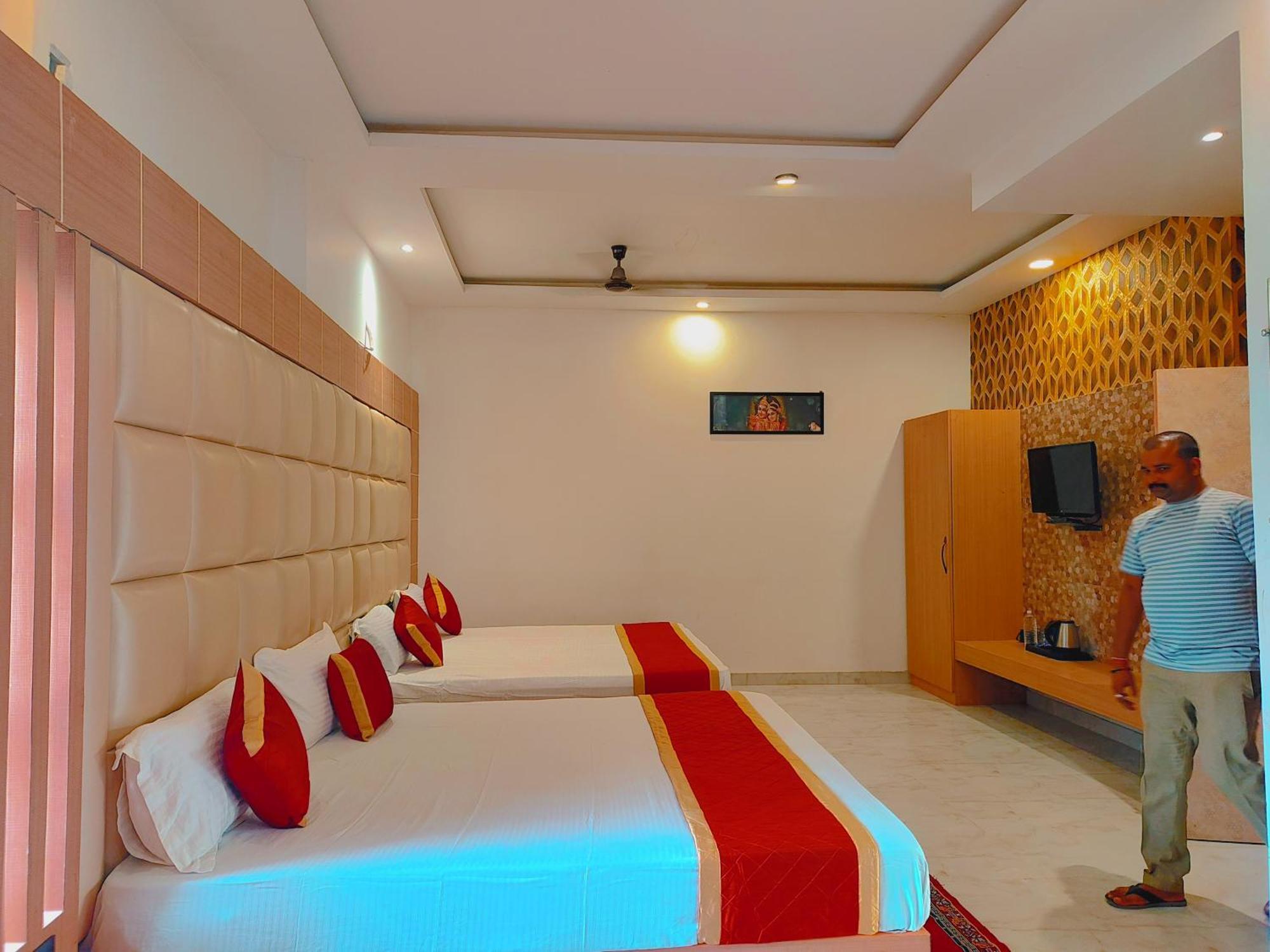 Avadh Sunshine Palace Hotel And Resort Ayodhya Esterno foto